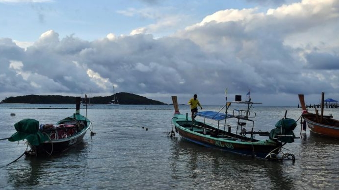 With Thailand closed to foreign visitors, tourist boats have been stuck at the quay and fishing has been easier for the Chao Lay, or 