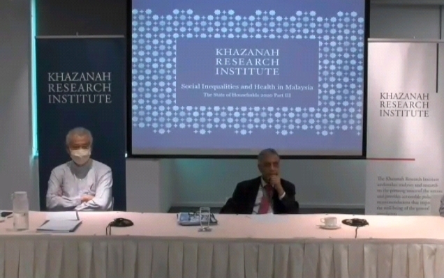 诺莫哈末耶谷（右）和佐摩聆听国库研究院3名研究员的汇报。（截图取自线上视频会议）
