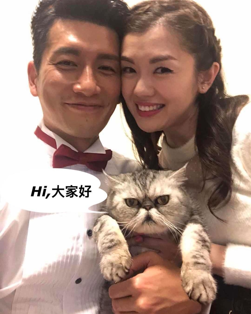袁文杰与女友均为爱猫之人。