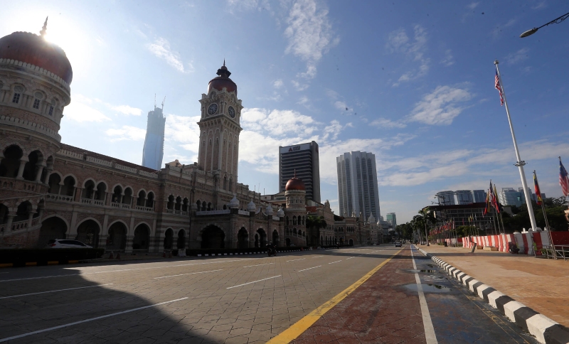 受到吉隆坡独立广场暂停关闭的影响，苏丹阿都沙末大厦也不见有游客到访。