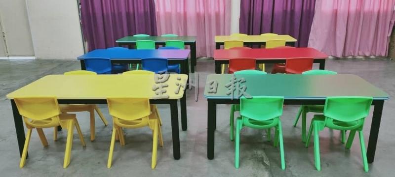 中正董事部为幼儿园添购的新桌椅。


