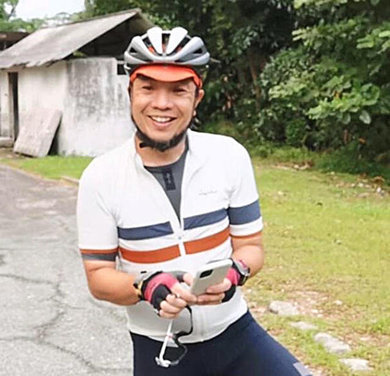 陈英杰热爱骑脚车，希望完成500公里为癌症病人与研究筹款。（受访者提供）