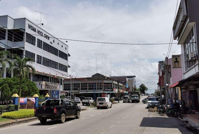 邓普勒路（俗称二马路）位于永平闹市之中。

