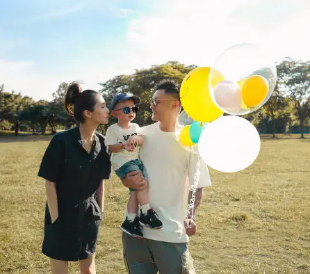余文乐2017年迎娶皮带千金王棠云，继2018年迎接儿子Cody后，今年更迎接女儿出生。
