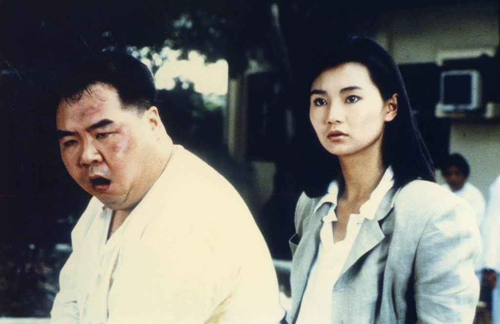 郑则仕1985年自编自导自演的《何必有我》，让他拿下香港电影金像奖最佳男主角，时隔3年，他还找来张曼玉（右）拍摄续集《肥猫流浪记》。