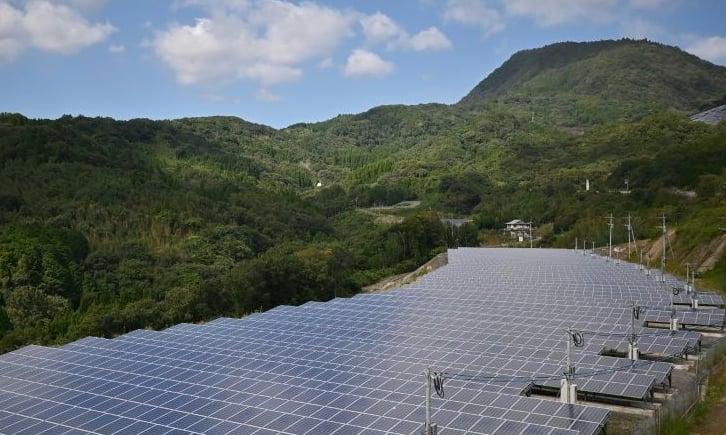 Japan's renewable energy industry is hoping a new carbon neutral goal will help clear longstanding obstacles to its growth.