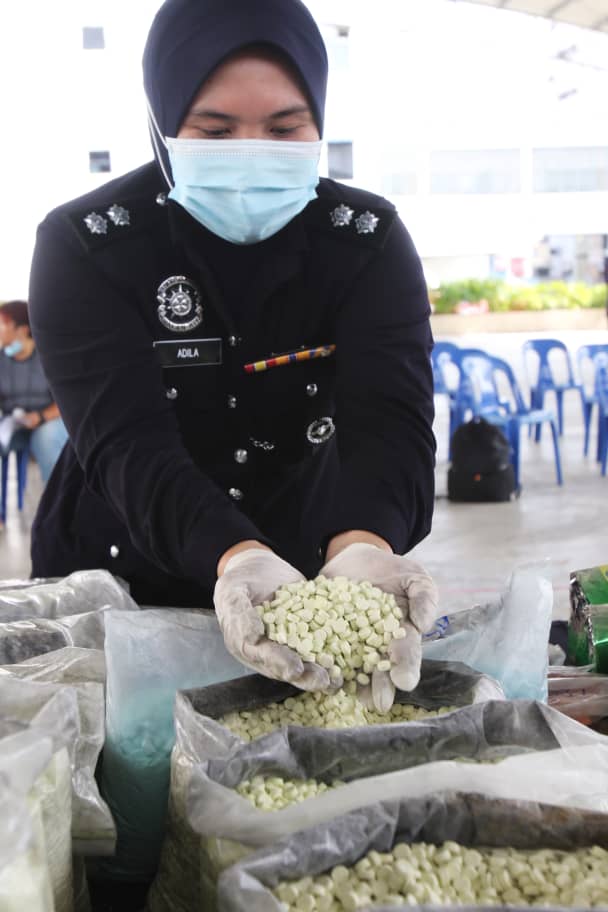 这批毒品来自邻国，将被运往巴生河流域，槟城作为转运站。