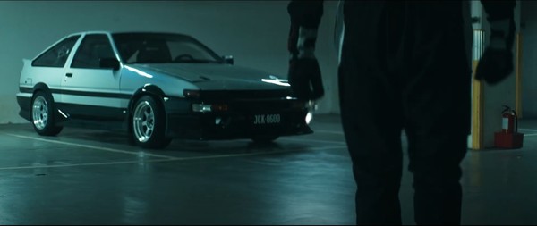《头文字D》丰田AE86也在预告片中登场。