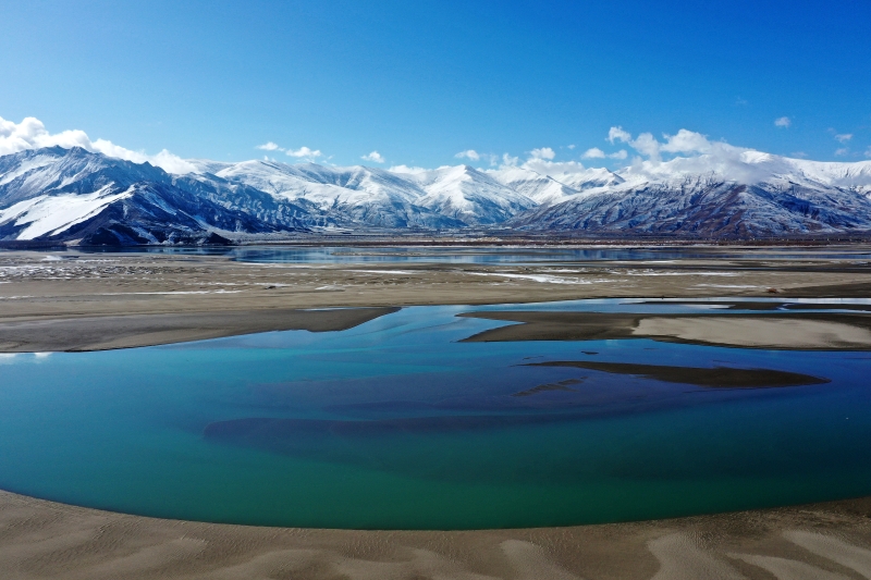 西藏雅江雪景犹如人间仙境。（新华社照片）