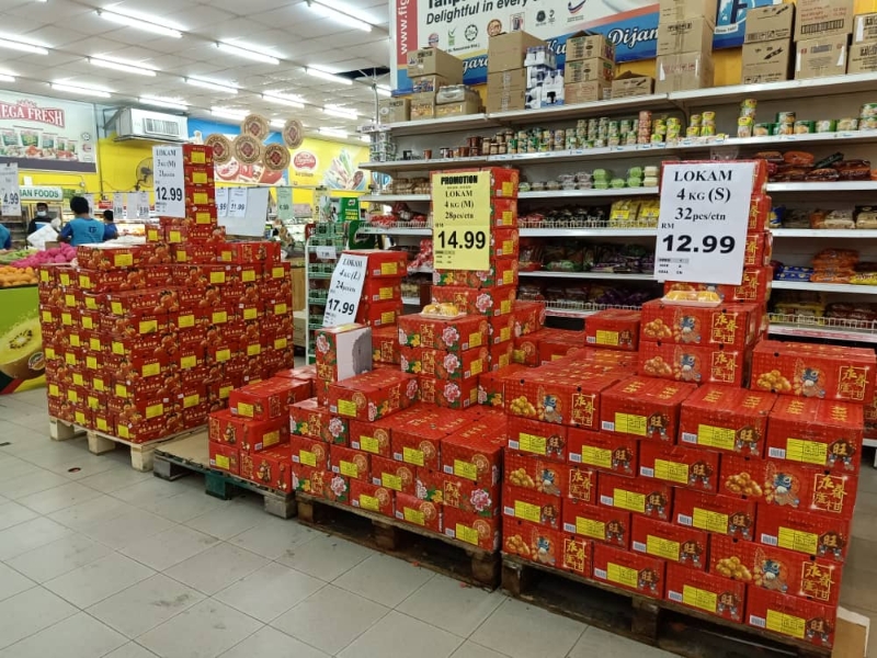 超市已开始摆卖中国永春芦柑。