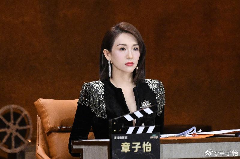 章子怡在《我就是演员3》担任评审，日前对金莎和金子涵的演技评论引发话题。