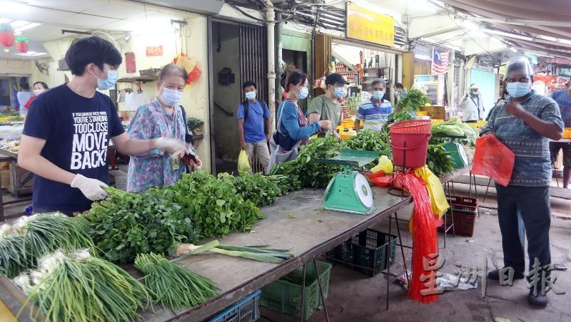 市面上一半以上的蔬菜价格大涨！