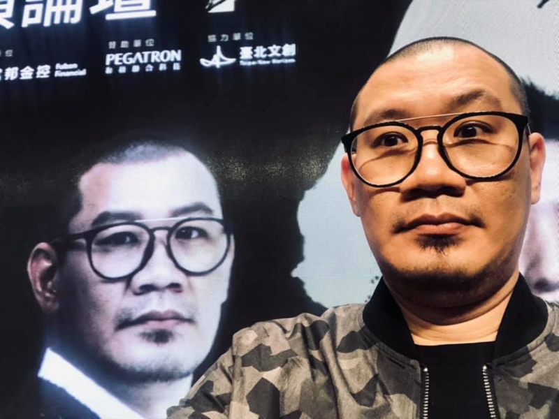 张吉安去年11月在台湾《金马奖》凭电影《南巫》抱走“最佳新导演”奖，他表示“拿督”打人了事件也传到台湾，还被误会是“拿督”显灵。
