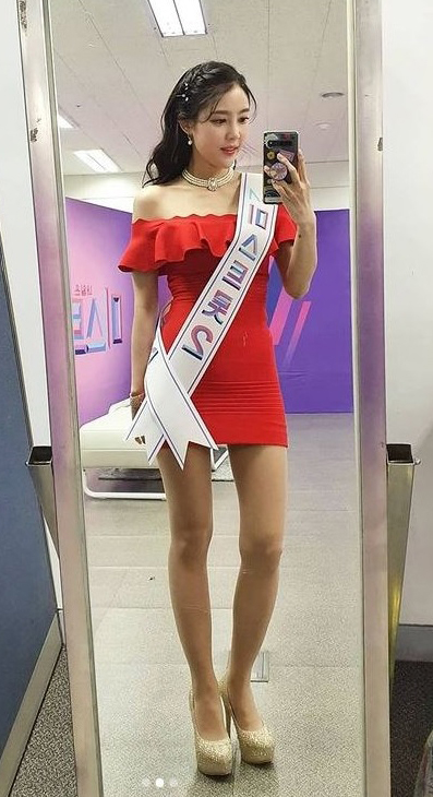 金思垠近日参加朝鲜TV选秀节目《Miss Trot 2》。