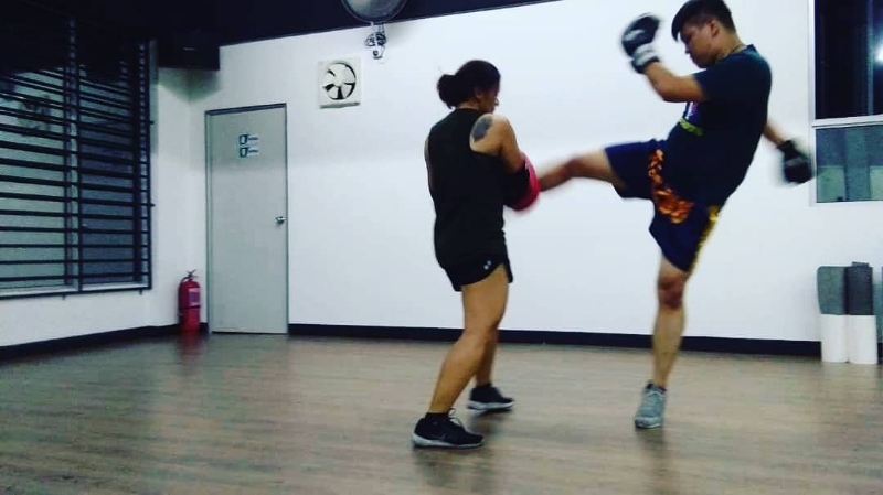 林耀明早前也学习打泰拳。


