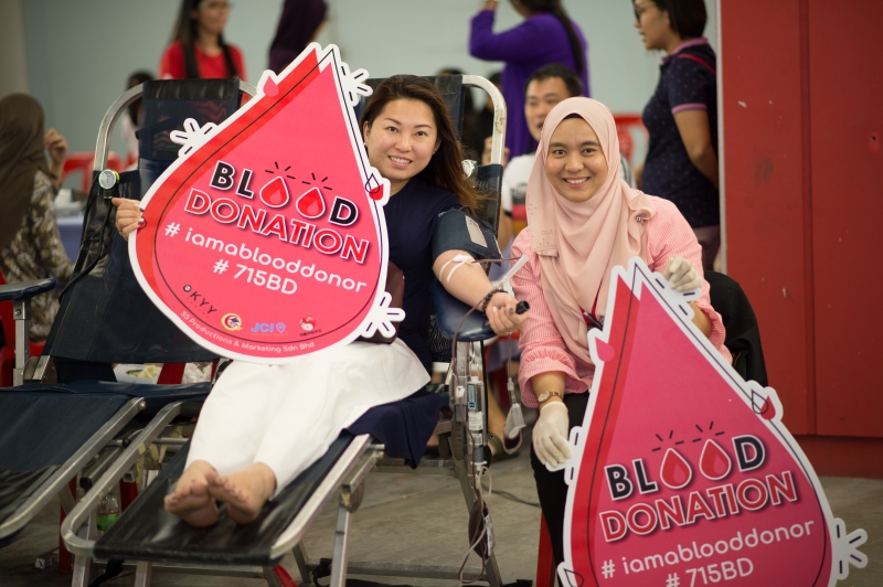 捐血是助人益己的善举，除了救人，也能促进新陈代谢及血液循环。（图摄于2020年之前）

