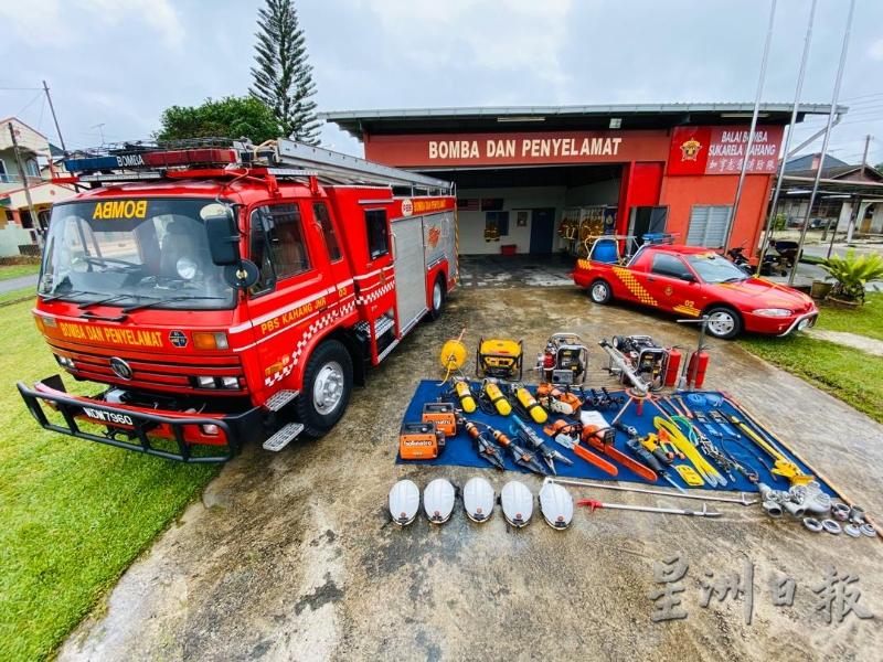 加亨志愿消防队已经拥有齐全的配备，是区域内少数能提供消防和拯救服务的志愿消防队。