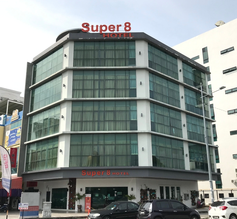 Super 8@峇央峇鲁。