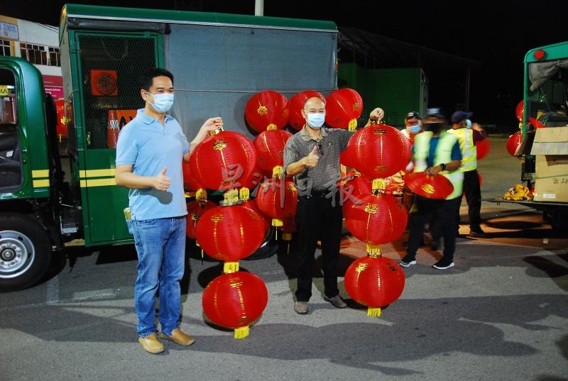 虽然冠病疫情令人感到不安，但地方政府在农历新年佳节即将到来之际，依然会在马口市区挂上红灯笼，营造佳节气氛。
