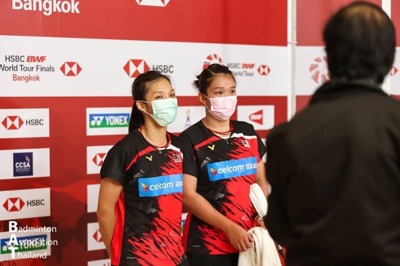 大马国家羽球队头号女双邹美君（左）与李明晏在3站泰国赛收获两个4强佳绩，可以并带着信心征战东京奥运会。（泰国羽总照片）