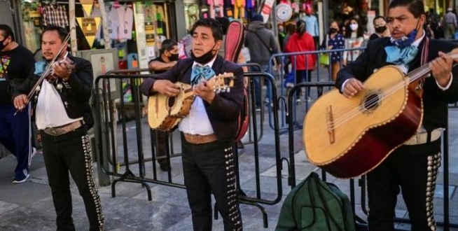 Nearly 30 million Mexicans work in the informal sector, which accounts for almost a quarter of the economy. AFP