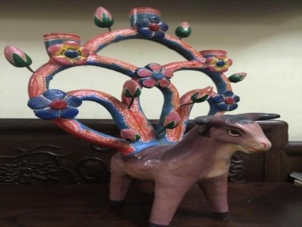 来自墨西哥的素人陶塑——牛型烛台。