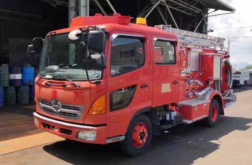 珠宝志愿消防队订购的消防车类型。