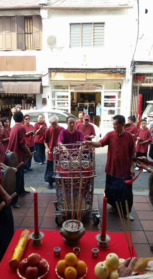 马六甲茶阳会馆大锣鼓队每年都会在会馆活动上表演助兴。