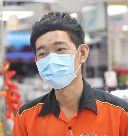 傅国兴（ONKING电器店USJ10总行主管）