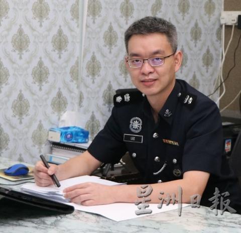 李瑞式：政府把违反SOP的罚款调高的第一天，怡保警方总共发出9张罚单。