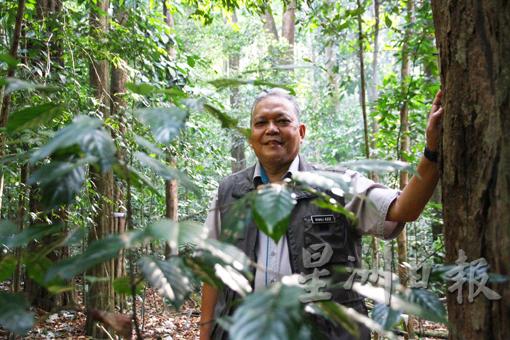 从事森林研究工作逾35年，卡礼非常庆幸自己当初选择了森林科学系，森林学的知识亦为他的日常生活和价值观带来巨大影响。