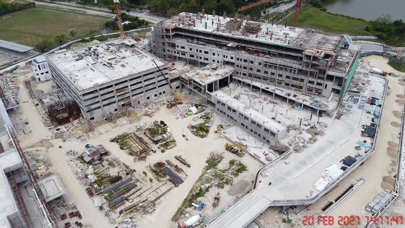 金宝拉曼大学医院的传统辅助医学院，工程预计将在今年8至9月完成。