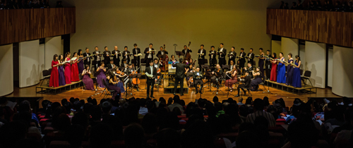 马来西亚巴赫庆典合唱与管弦乐团，指挥为陈子虔。（受访者提供）