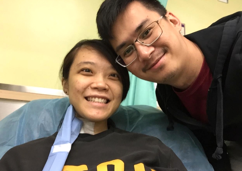 接受透析治疗的妻子贾斯琳，在肾脏移植手术前，与丈夫林福楚（译音）的合影。（马新社照片）