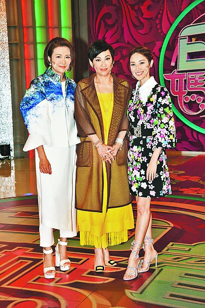 罗敏庄（左起）、余安安及陈凯琳主持新节目《日日妈妈声》。