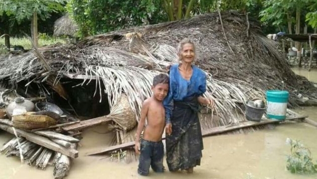 Floods sparked by torrential rain have wreaked havoc on Indonesia and East Timor, sending thousands fleeing into shelters. AFP