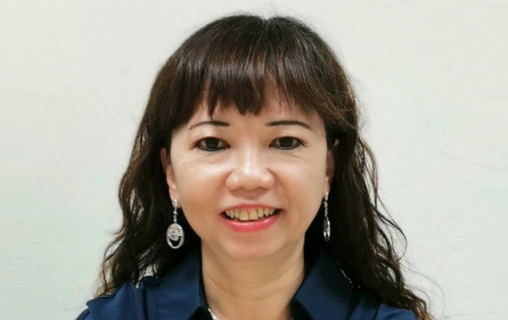 Professor Dr Moy Foong Ming
