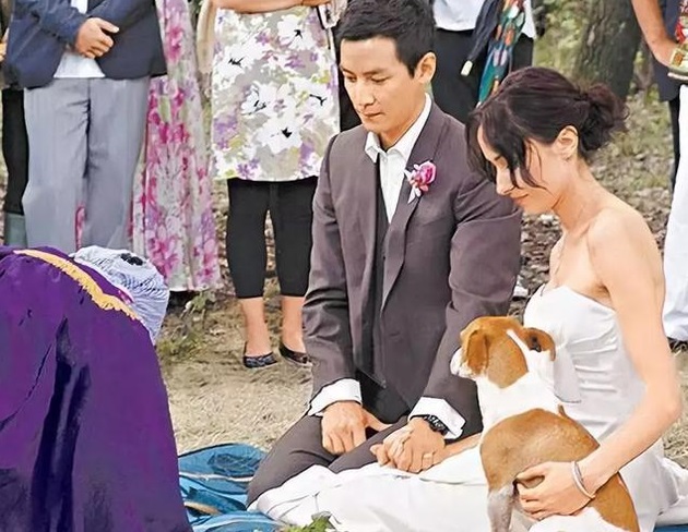2010年4月6日，吴彦祖与相恋8年的Lisa S在南非举行婚礼。