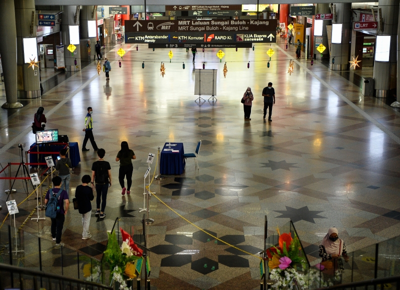 今早的吉隆坡中央车站，人流量大大减少。（图：马新社）
