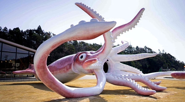The giant squid statue built with a national tax grant to aid communities hit by Covid-19 restrictions, in the town of Noto. AFP