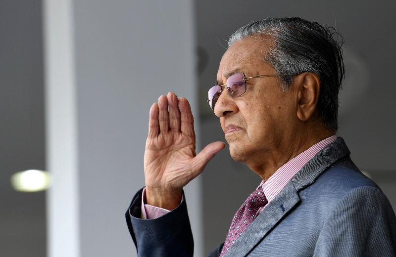 马哈迪承认违SOP道歉· “准备面对法律行动” - 国内- 即时国内| 星洲网Sin Chew Daily
