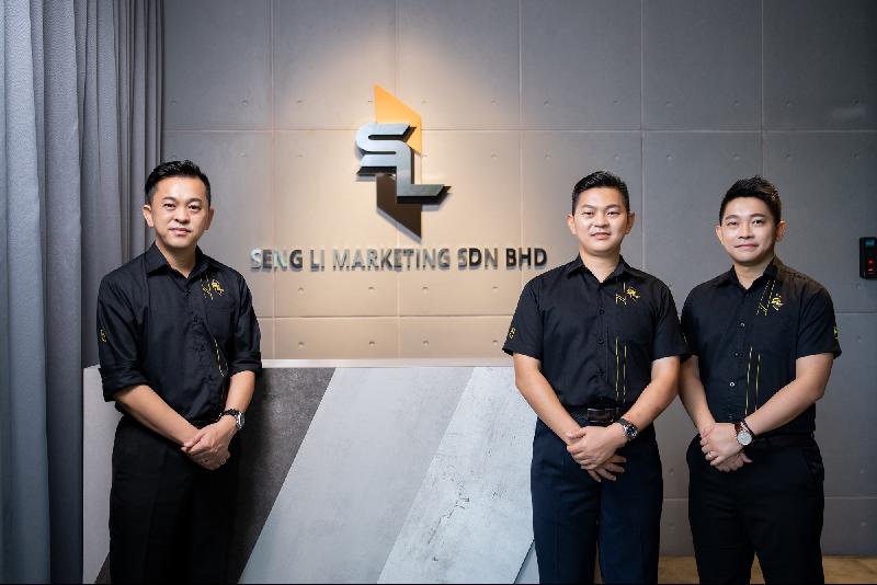 李亚成（左起）、李益利和李益祥三兄弟齐心协力，带领公司一步步往目标前进。