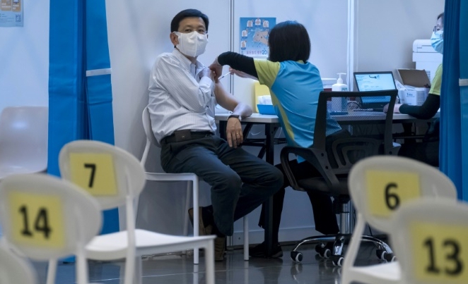 Less than 20% of people in Hong Kong have so far chosen to have the coronavirus vaccine despite plentiful supplies. Less than 20% of people in Hong Kong have so far chosen to have the coronavirus vaccine despite plentiful supplies.