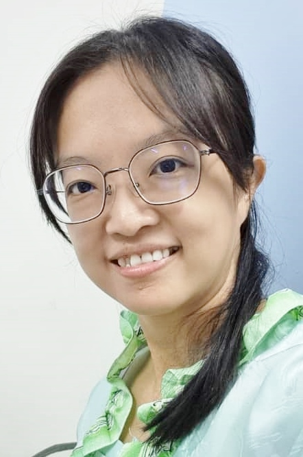 马塞华小学生事务副校长李正庆