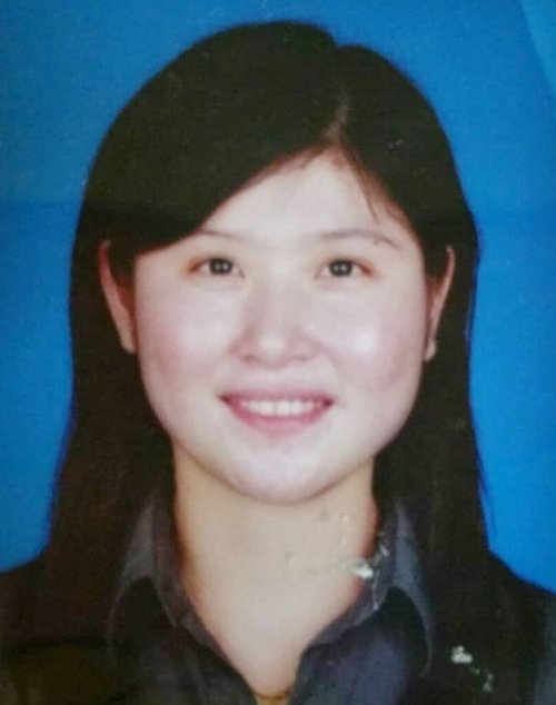 班兰华小课外活动副校长周晓佩