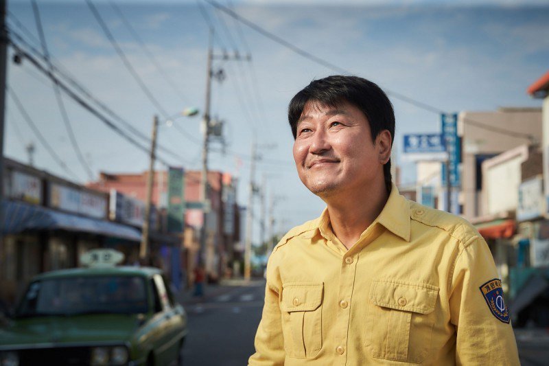 宋康昊演过不少经典电影，包括以1980年光州民主运动为背景《A Taxi Driver》。