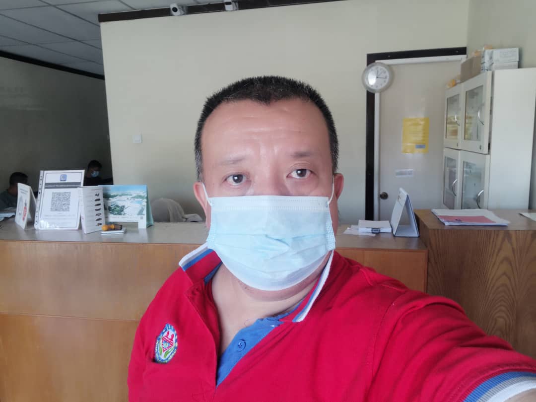 劳勿商家刘宝华