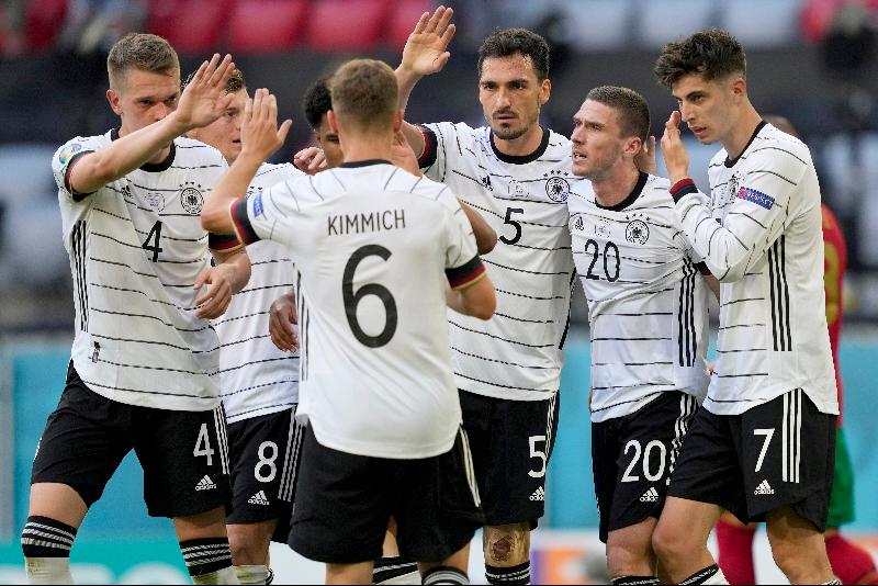 坦克强势启动！德国队凭藉出色的团队合作，向葡萄牙轰进4球，赢得干净利落的胜利。（图：欧新社）
