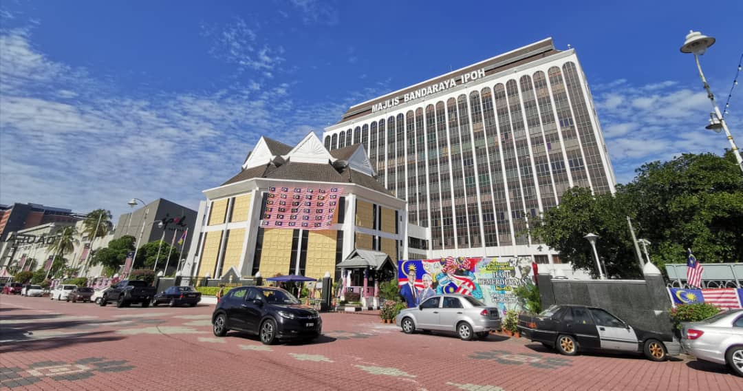 随着霹雳州进入第二阶段的国家复苏计划，怡保市政厅也公布相关的SOP。