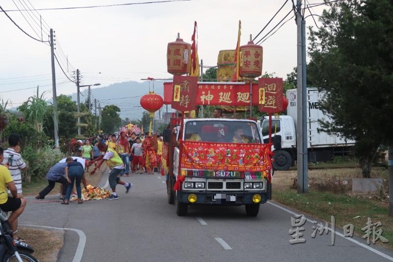 云峰宫每年正月十三的游神活动都非常热闹。